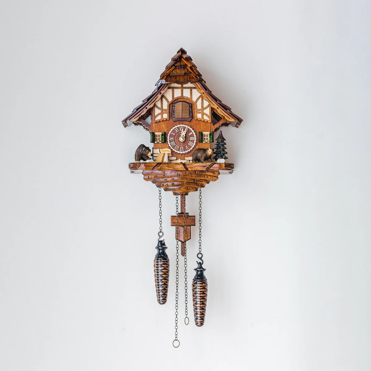 hermle-cuckoo-wall-clock-baiersdorf-54000
