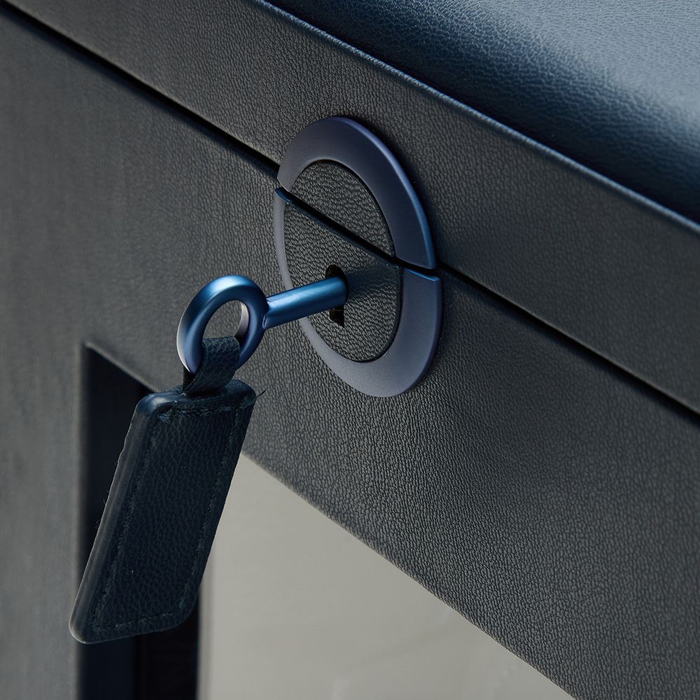 wolf-earth-single-watch-winder-midnight-blue-190317-detail2