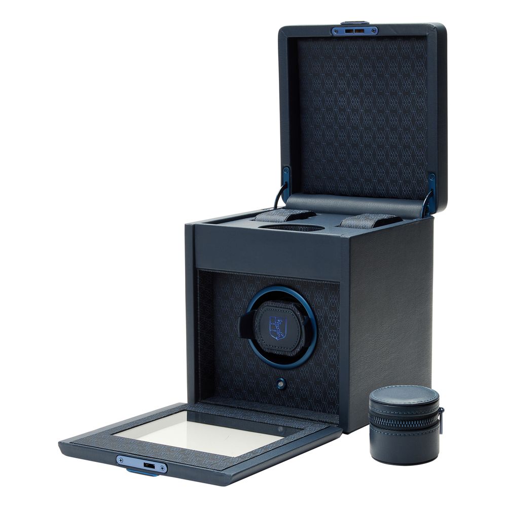 wolf-earth-single-watch-winder-midnight-blue-190317-open1